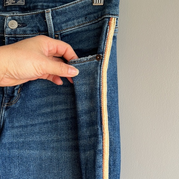 Abercrombie & Fitch  harper low rise ankle jeans great condition no flaws - Picture 4 of 11